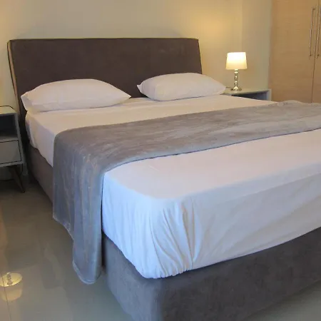 Blue Yard Apartment Kalamata