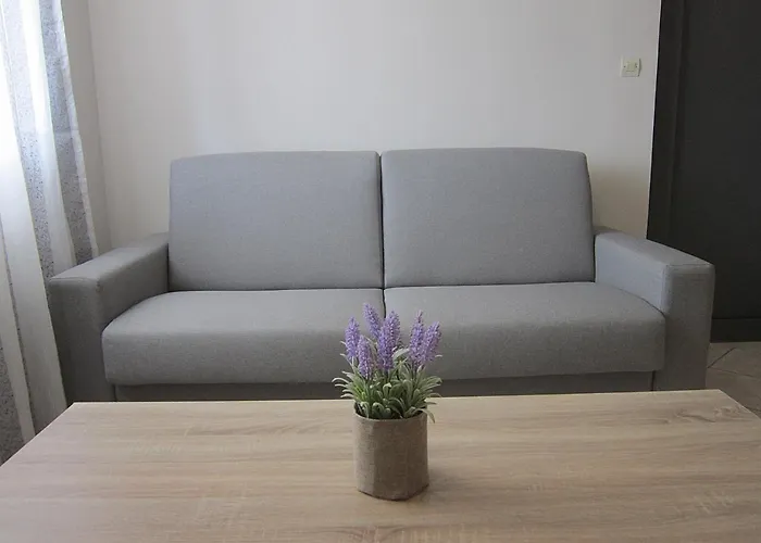 Blue Yard * Kalamáta