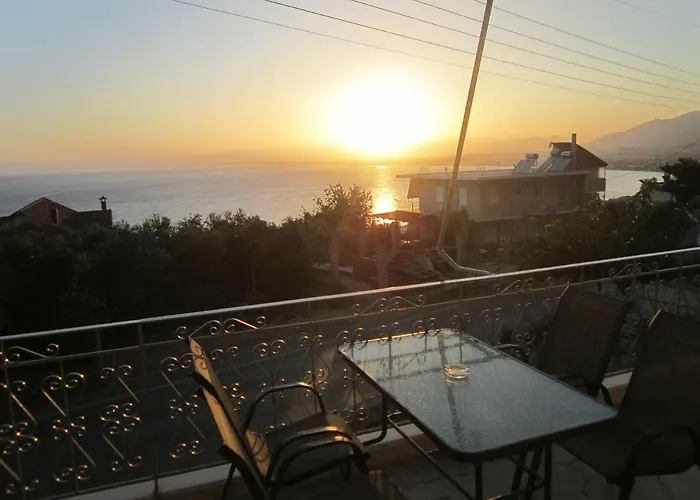 Blue Yard Apartment Kalamata